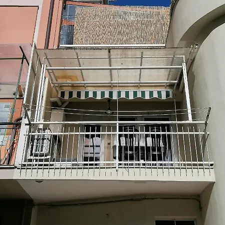 P In Centro