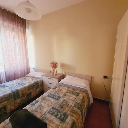 P In Centro Διαμέρισμα Σέστρι Λεβάντε